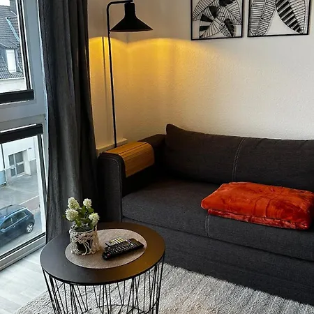 Helles City-apartment Mit Tiefgarage & Wlan - In Zentraler Lage In