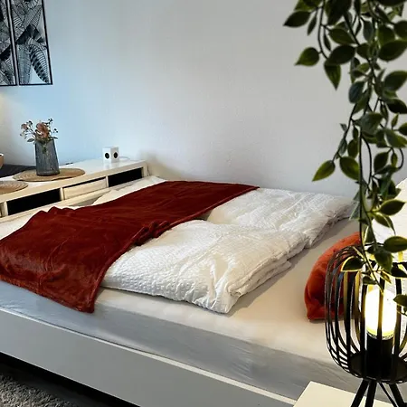 Daire Helles City-apartment Mit Tiefgarage & Wlan - In Zentraler Lage In *